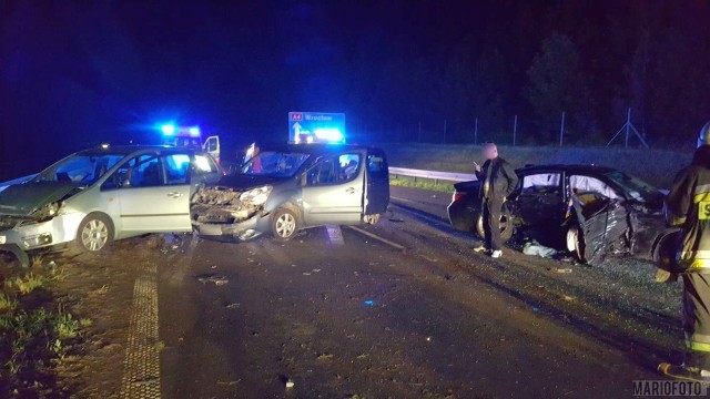 Wypadek na autostradzie A4 na wysokości Prądów.