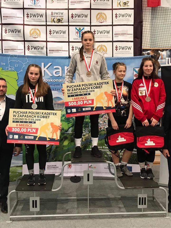 Złoty medal naszej zapaśniczki Weroniki Kapinos w Pucharze Polski Kadetek [ZDJĘCIA]