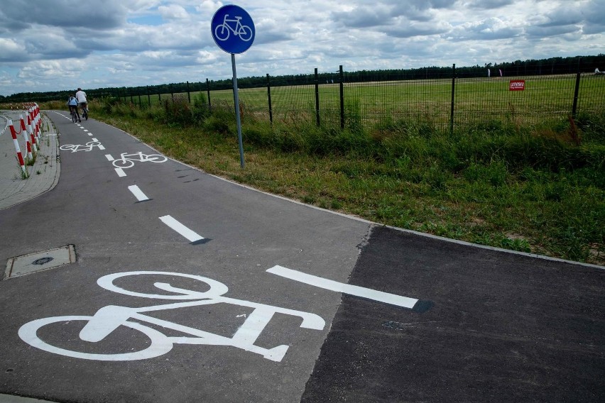 Tak wyglądają nowe drogi w pobliżu lotniska.