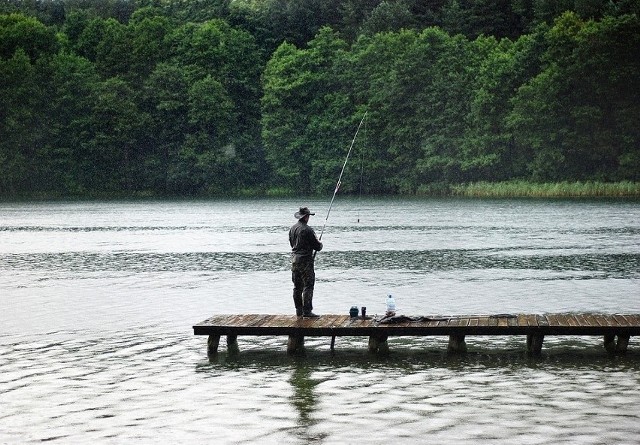 Zawody odbędą się na łowisku „Wyspa” - Jezioro Rosnowskie koło miejscowości Rosnowo, gmina Manowo.