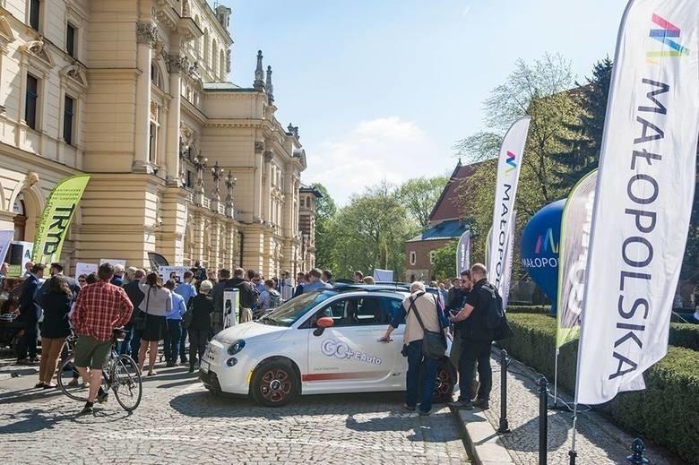 Rozwój elektromobilności zależy od szybkich decyzji samorządów lokalnych