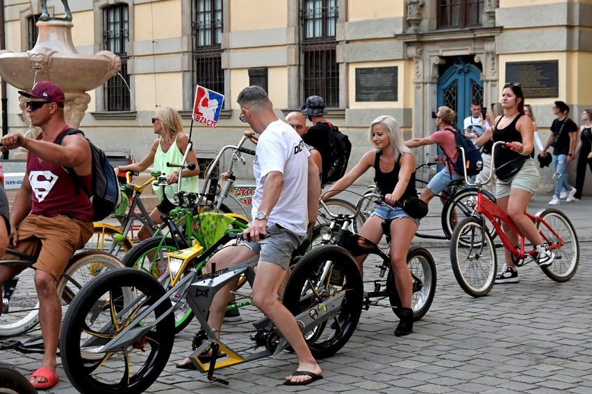 W ten weekend (14-15 lipca) ekipa tworząca od podstaw rowery...