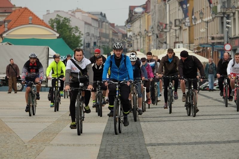 Rynek Kościuszki. V Białostocka Wyprawa Rowerowa (zdjęcia, wideo)