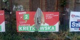 Już po wyborach. Banery kandydatów ocieplą psie budy, trafią też na Ukrainę