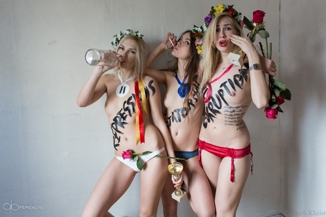 Dyktatura, represje, korupcja - to według Femen trzej główni tryumfatorzy igrzysk w Soczi