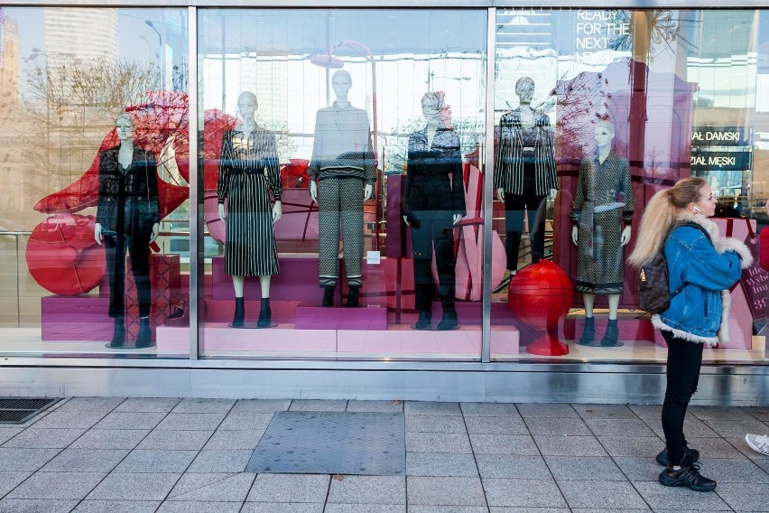W 2019 r. grupa H&M planuje otworzyć 335 nowych sklepów....