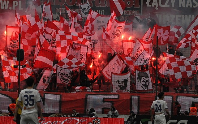 Kibice na stadionie Widzewa Łódź