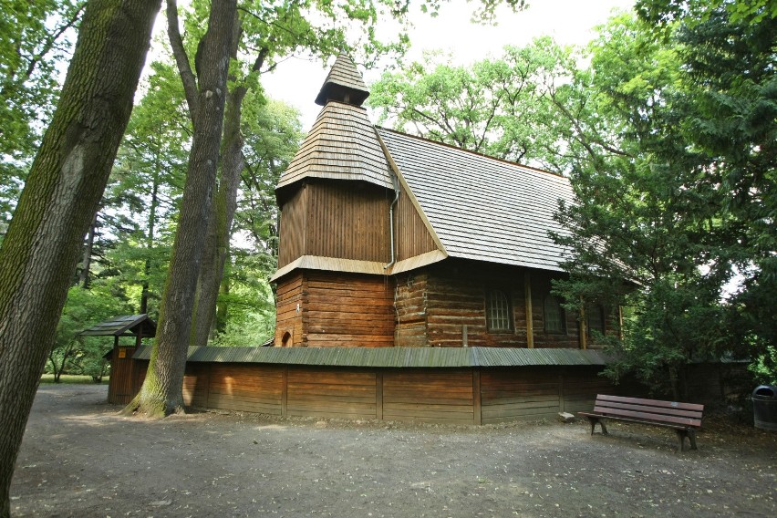 Powstały pod koniec XVIII wieku park zajmuje powierzchnię...