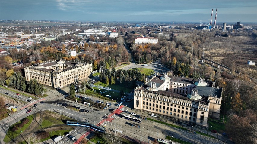 Namiastka Wenecji w Nowej Hucie. "Pałac Dożów" łączy tajemniczy gotyk z socrealizmem