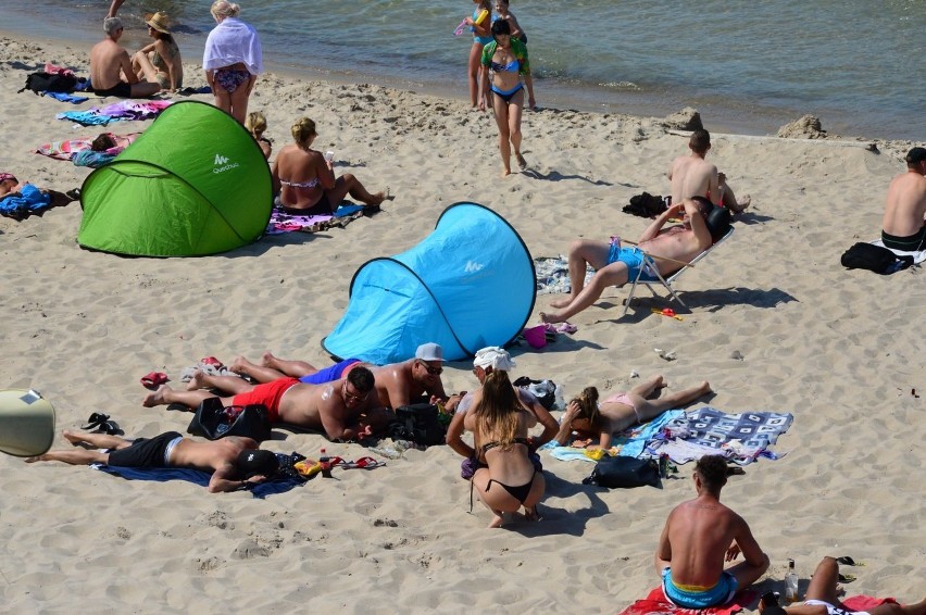 Wakacje rozpoczęte, więc i w Mielnie zaczęli pojawiać się...