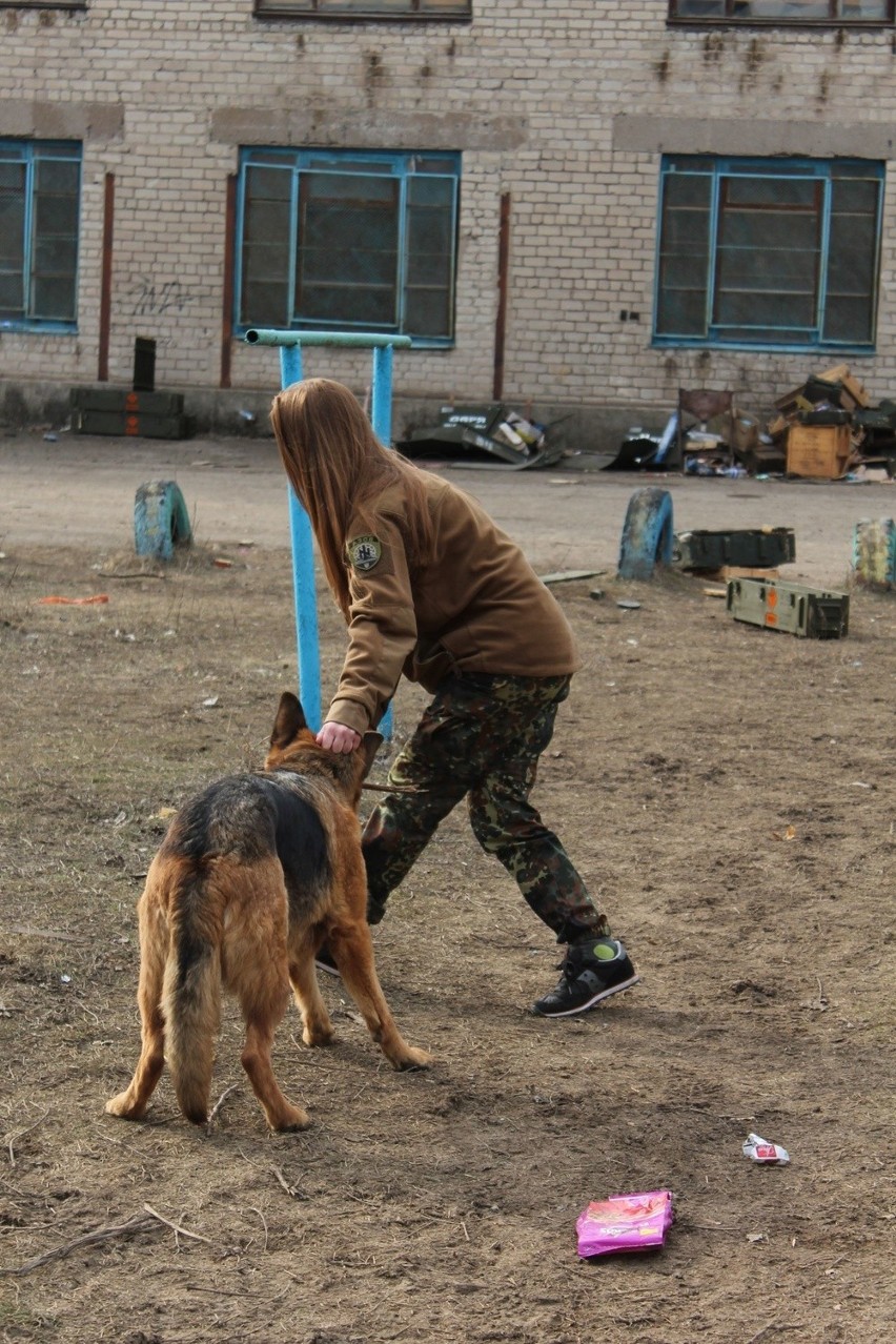 Ukraina: Czekając na pokój. Ochotnicy na wojnie o Donbas [REPORTAŻ | ZDJĘCIA]