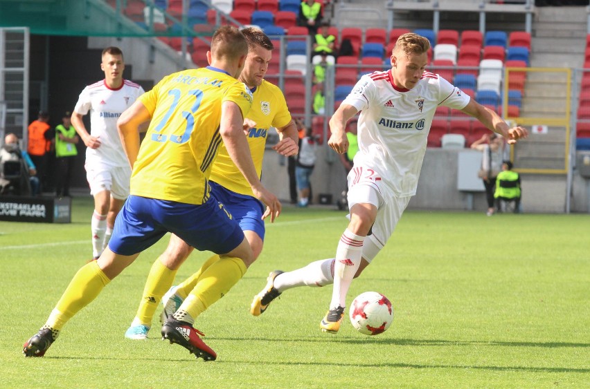 Arka Gdynia wywiozła punkt z Zabrza, choć zagrała lepiej niż Górnik [ZDJĘCIA]