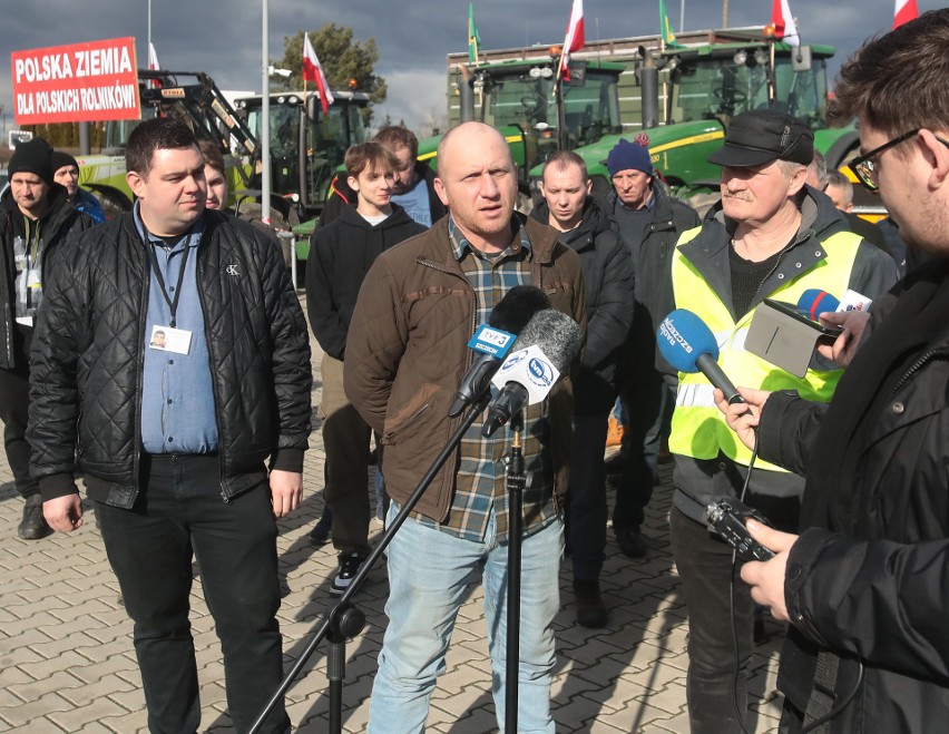 Protest rolników w Szczecinie. Chcą, by „Polska ziemia była dla polskich rolników” 