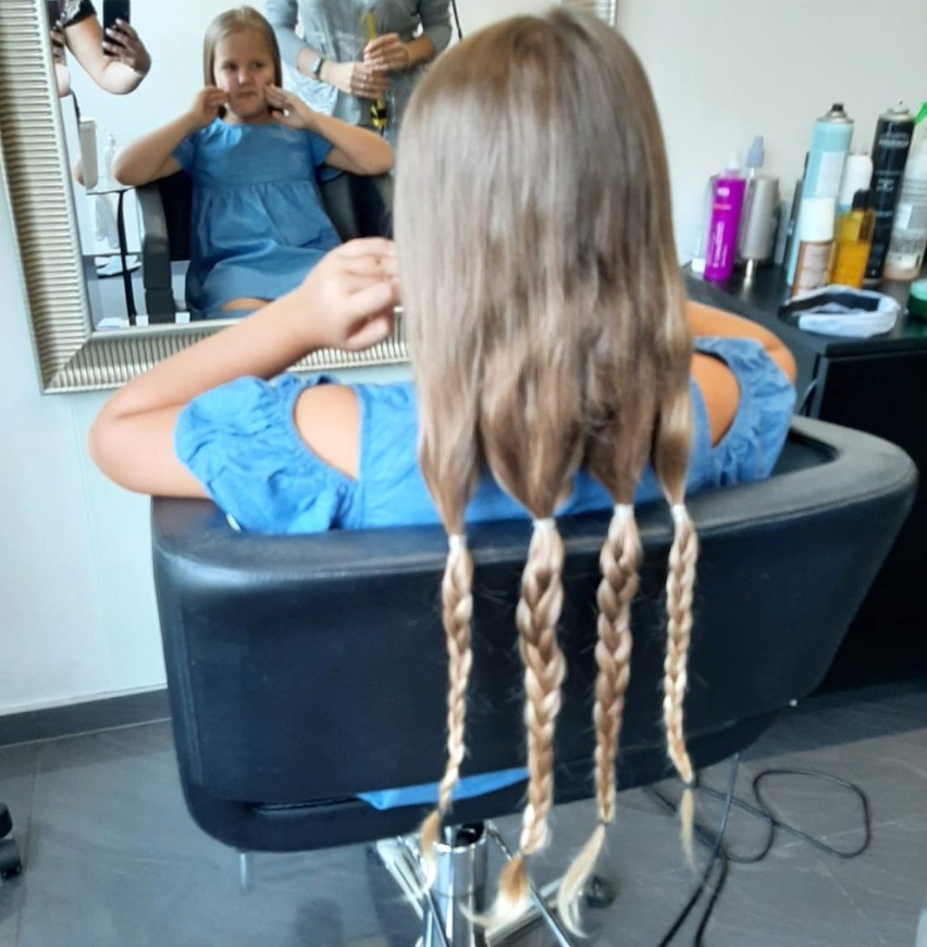 Hanna Huszno oddała swoje włosy na peruki dla osób chorych...