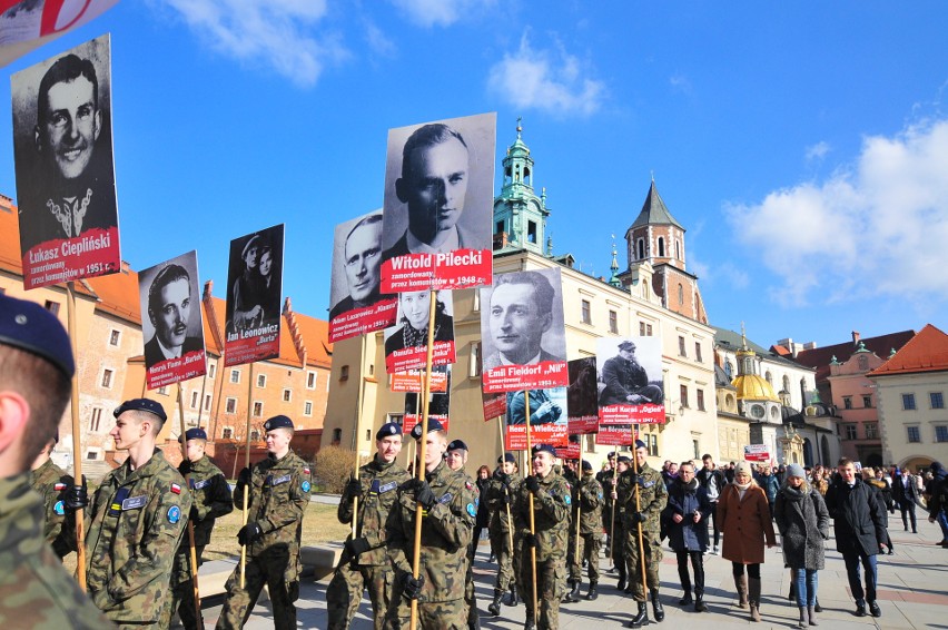 Kraków uczcił pamięć Bohaterów - Żołnierzy Wyklętych [ZDJĘCIA]