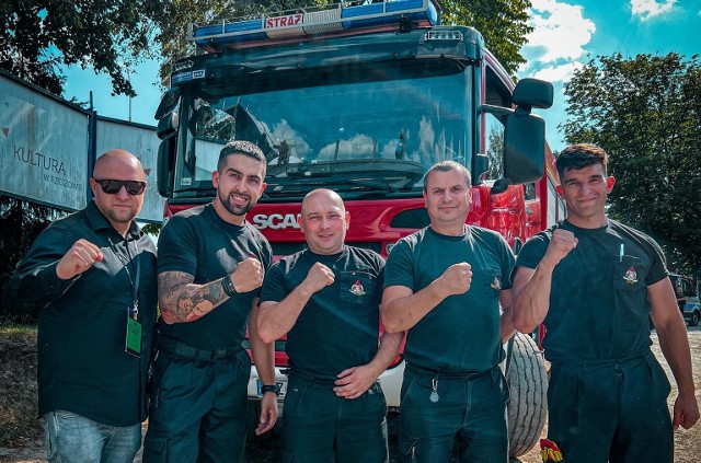 Strażacy szybko zjawili się na stadionie, pomogli, żużlowcy wygrali