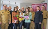 Kazimierscy strażacy złożyli życzenia z okazji Dnia Kobiet