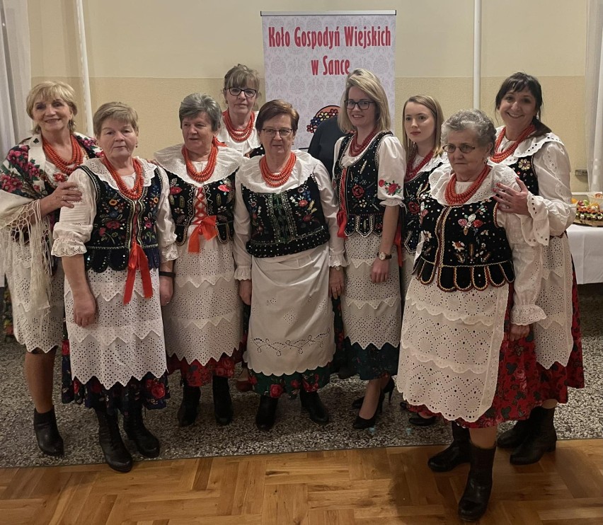 Śpiewają, tańczą, gotują i tak od 60 lat. Koło Gospodyń Wiejskich z gminy Krzeszowice obchodzi jubileusz 