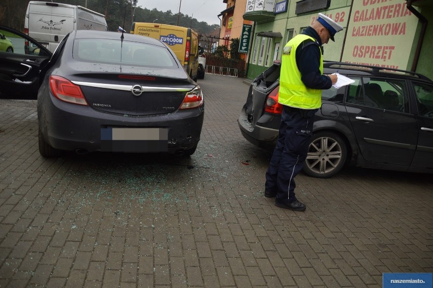 Wypadek z udziałem nieoznakowanego radiowozu we Włocławku. Policjantka dostała mandat [zdjęcia]