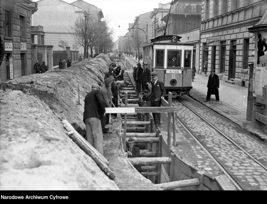 120 lat tramwaju elektrycznego w Krakowie. Zobacz, jak wyglądała komunikacja w mieście przed laty [ZDJĘCIA]