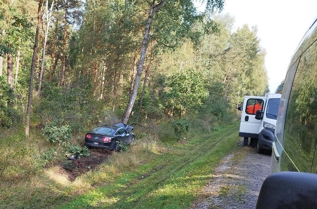 Wypadek wydarzył się w środę 11 października na drodze w pobliżu Budek Skaryszewskich pod Radomiem.