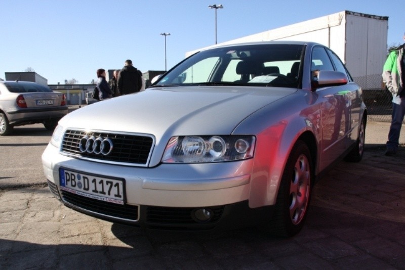 Audi A4, 2002 r., 2,0, 19 tys. 800 zł;