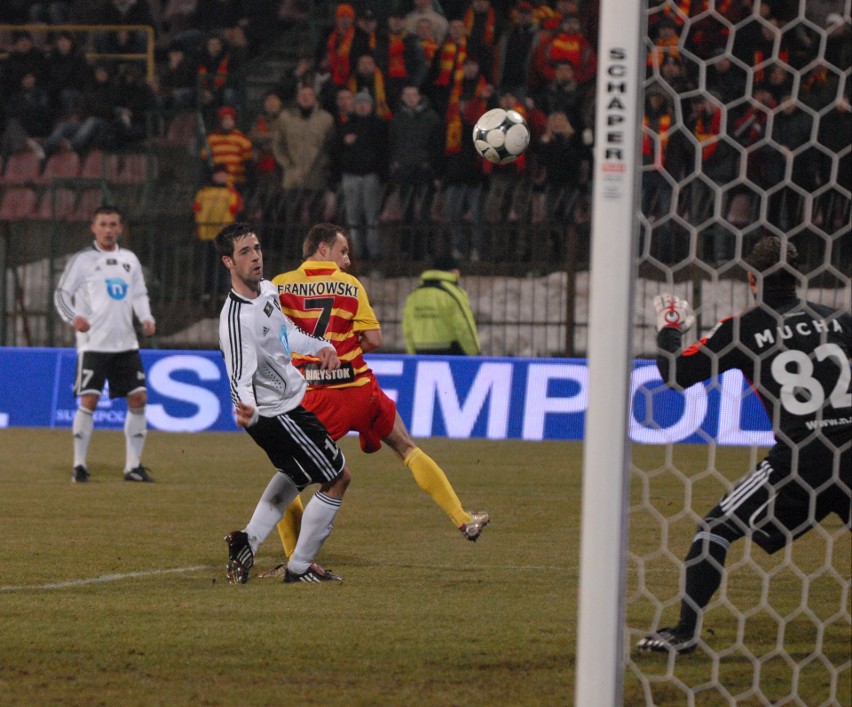 13 marca 2009 roku Jagiellonia wygrała u siebie 2:1. W tej...