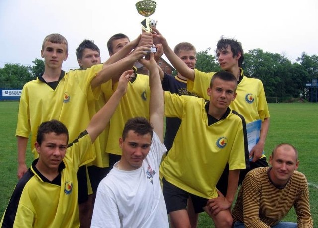 Tryumfatorzy turnieju &#8211; drużyna Gimnazjum z Gorzyc.