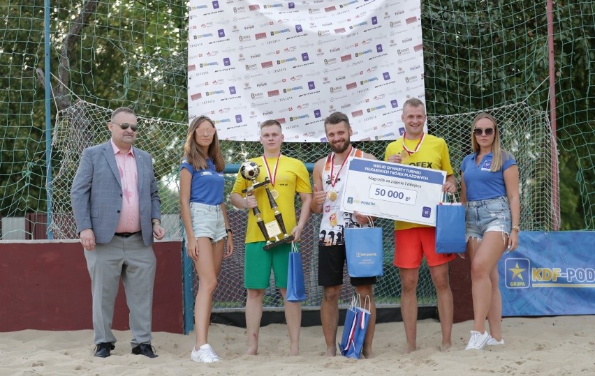 Trofex zdominował rozgrywki premierowej edycji Plażowej Ligi Trójek na Basenie Letnim na Szczecińskiej w Kielcach