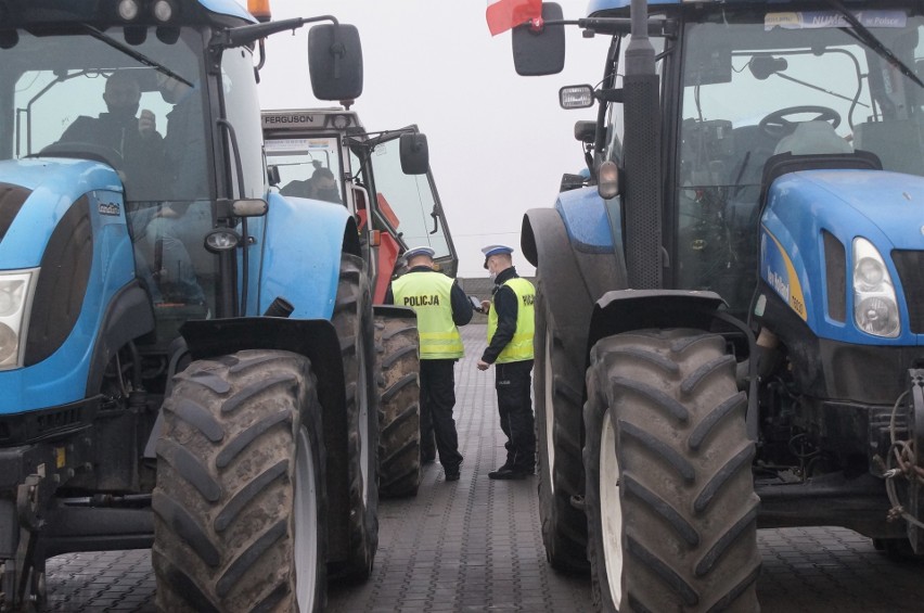 Rolnicy z Powiatu Inowrocławskiego znów blokowali drogi...