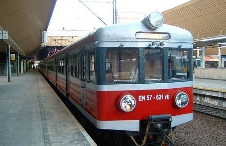 Przewozy Regionalne pokażą najstarszy pociąg 23 czerwca Stowarzyszenie Miłośników Kolei z Krakowa zorganizuje niecodzienną podróż najstarszym składem Świętokrzyskich Przewozów Regionalnych.