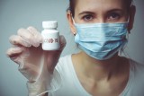 USA: Śmiertelność z powodu COVID-19 ponad 10 razy większa niż z powodu grypy 