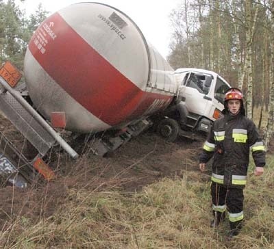 - Wybuch zmiótłby wszystko w promieniu kilkuset metrów - powiedział Krystian Kuliński, strażak z Recza