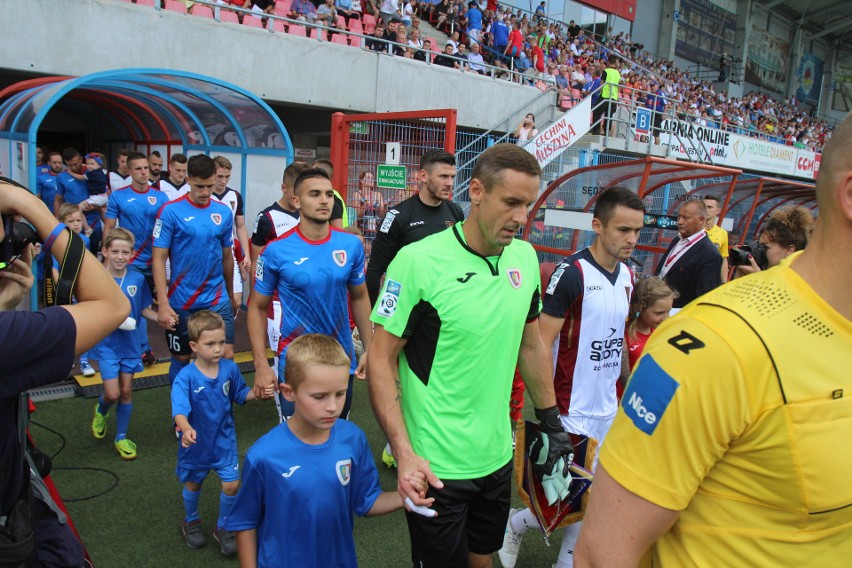 Piast Gliwice - Pogoń Szczecin 1:2. Gol w doliczonym czasie