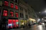 Kraków. Koniec z tańcami na rurze, ciupagami, nagabywaniem przechodniów i podświetlanymi oknami