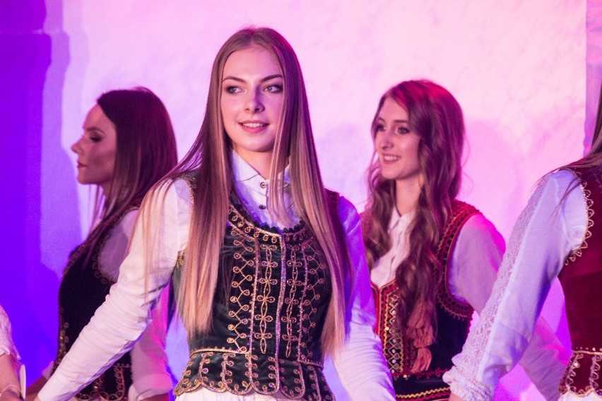 Miss Ziemi Łomżyńskiej 2018: Elwira Talkowska. Zobacz...