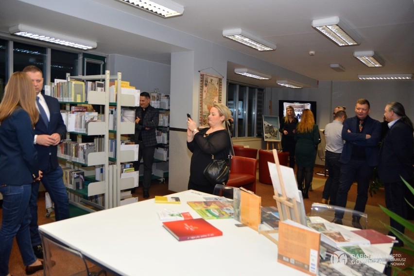 Otwarcie nowej czytelni regionalnej w dąbrowskiej bibliotece...