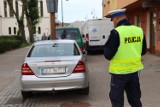Bytowscy policjanci kontrolowali parkowanie samochodów 
