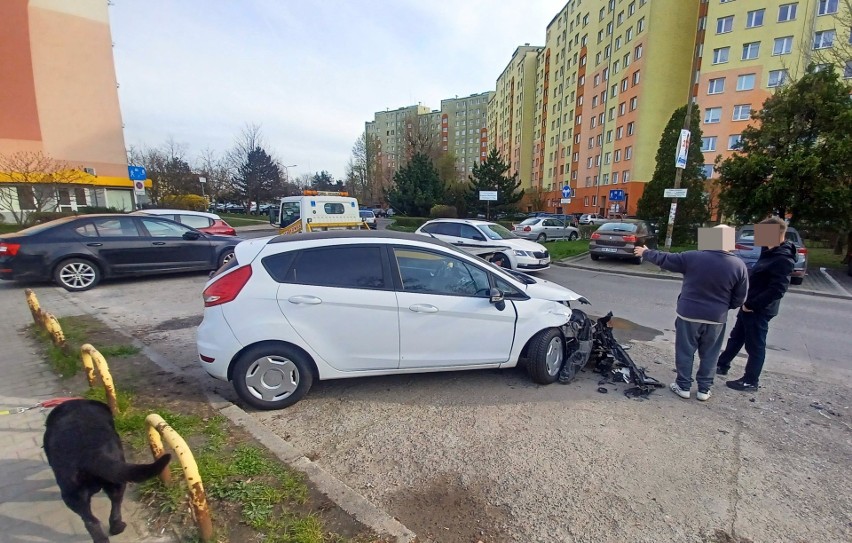 (15.03.2024) Młody kierowca BMW bez prawa jazdy staranował...