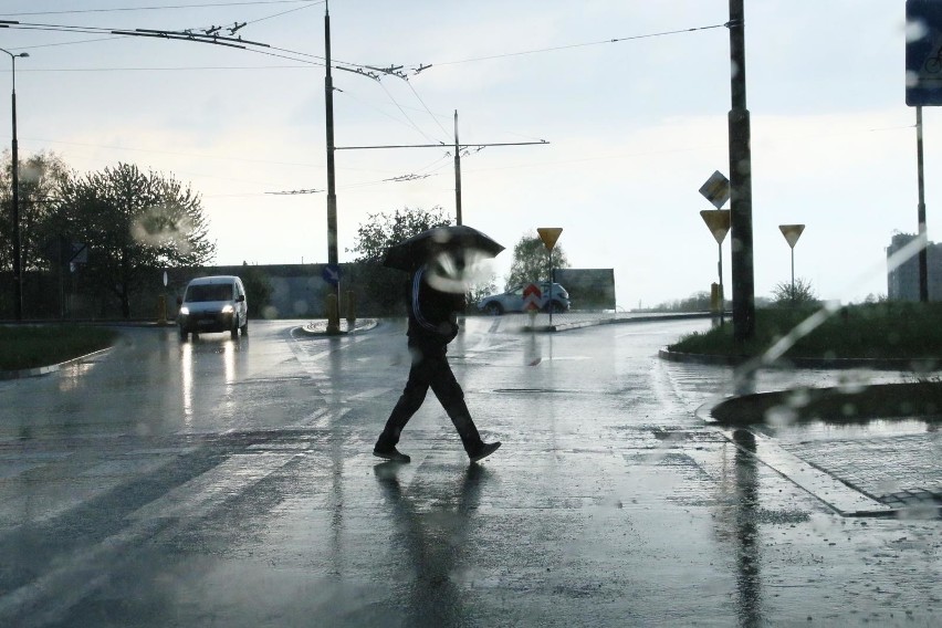 W naszym regionie mogą pojawić się burze z mocnymi opadami...