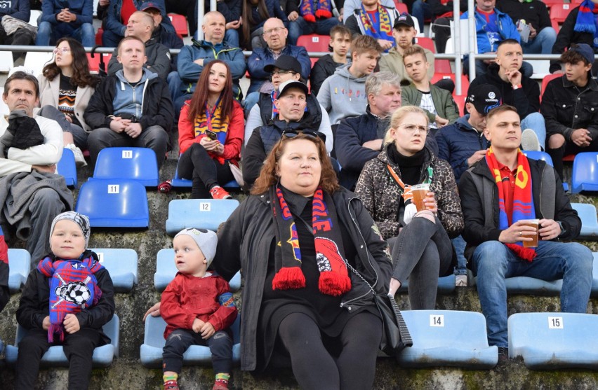 Bilety na mecz Odra Opole - Miedź Legnica (2-1) rozeszły się...