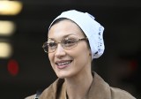 Bella Hadid jest poważnie chora. Najsłynniejsza modelka świata zdradziła, z czym się zmaga i jaki jest stan jej zdrowia