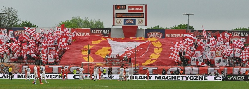 Kibice na stadionie Widzewa Łódź