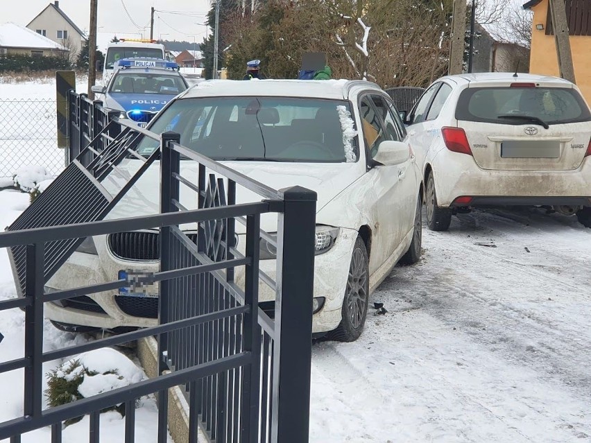 Zawada. Bmw zderzyło się z toyotą, a potem wjechało w...