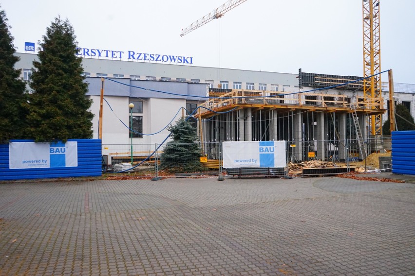 Warta 18 milionów modernizacja budynku A1 Uniwersytetu...