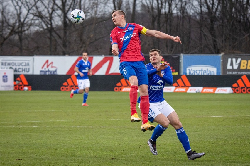 PKO Ekstraklasa. Wisła Płock wypuściła wynik 2:0. Ugrała tylko remis. Skuteczna gonitwa Rakowa Częstochowa