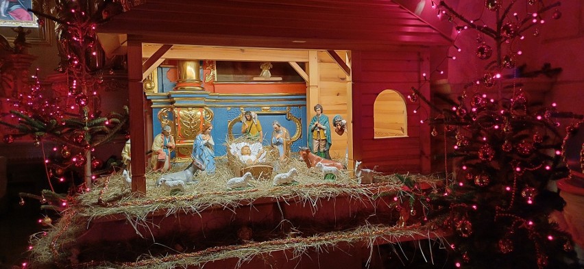 Szopka bożonarodzeniowa w kościele pod wezwaniem świętego...