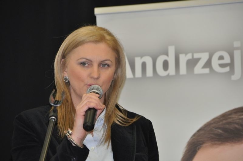 Kandydat PiS na prezydenta Andrzej Duda w szydłowi