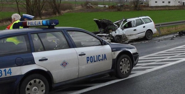 Śmiertelny wypadek w Dobrzejewicach. Zmarł młody mężczyzna.