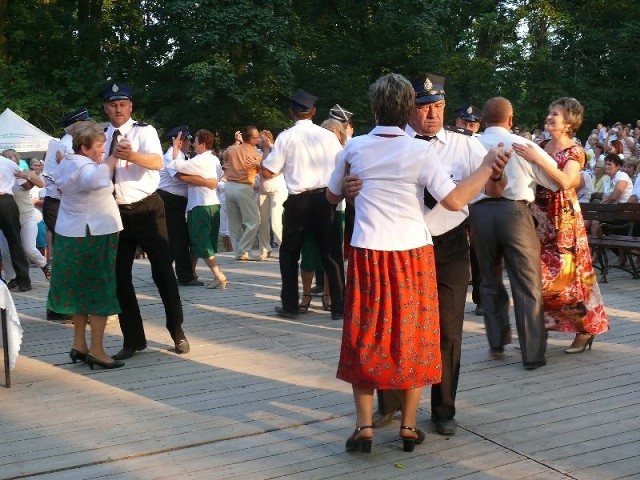 Tak bawili się uczestnicy dożynek gminnych w Jaronowicach